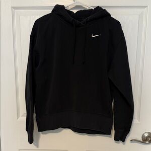 Nike women’s  Black Pullover Hoodie